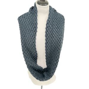 Old Navy Chunky Knit Blue-Gray Infinity‎ Scarf Cozy Warm Winter Accessory New